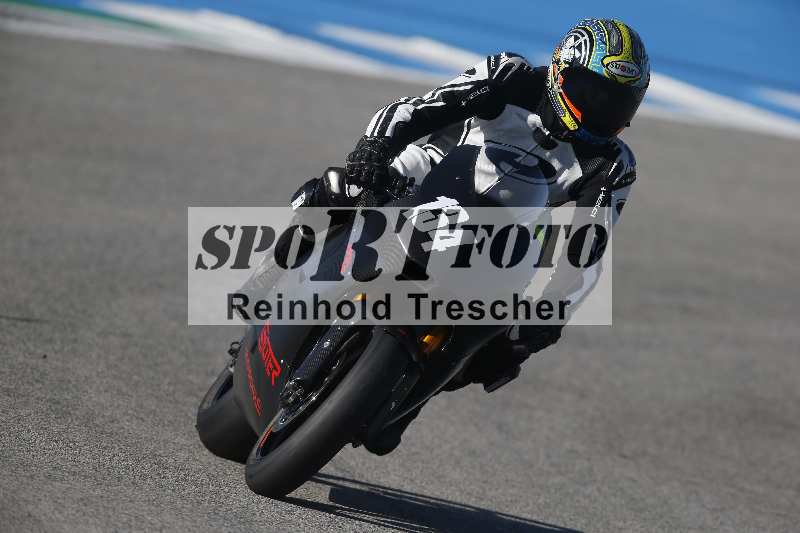 /Archiv-2024/02 29.01.-02.02.2024 Moto Center Thun Jerez/Gruppe gruen-green/134